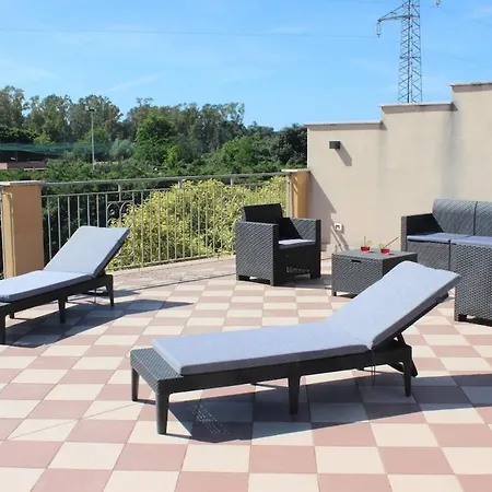Апартаменты 99f Pizzo Club Pool&beach *