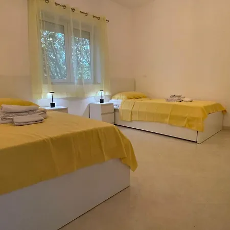 99f Pizzo Club Pool&beach Apartman *