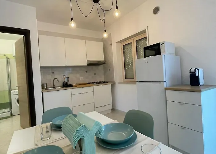 99f Pizzo Club Pool&beach * Fondaco Vecchio